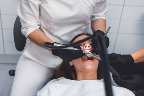 Best Cosmetic Emergency Dentistry in Ford Heights, IL